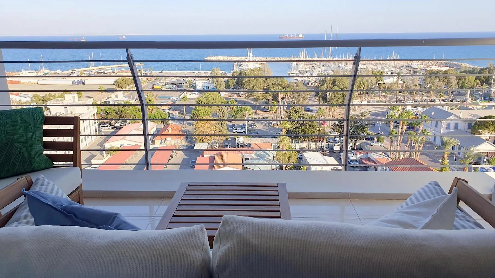 Awesome Sea & Marina View City Center 1 Bdr Flat Larnaca Apartment